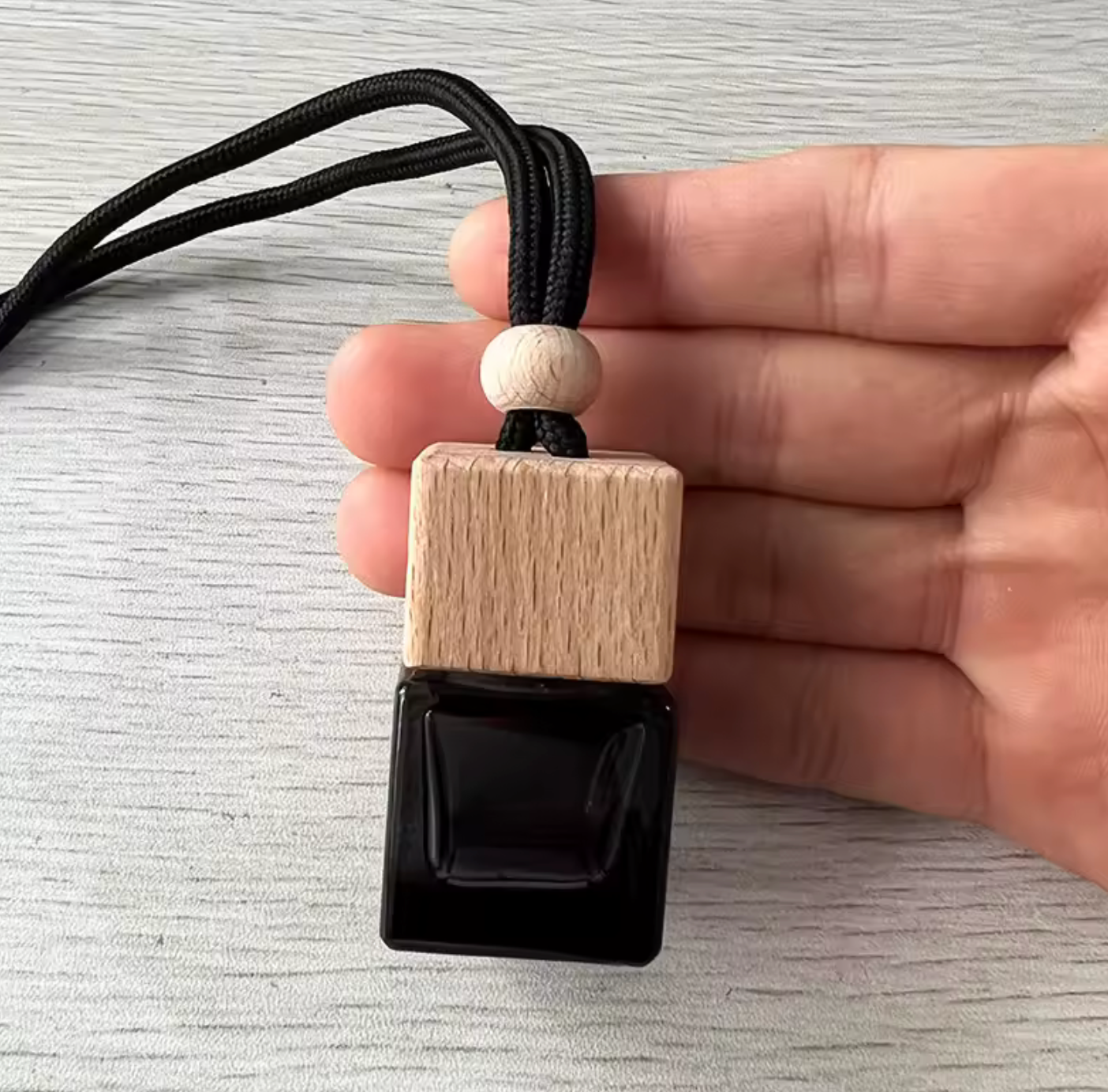 Luxury Hanging Car/Home 8ml Oil Diffuser