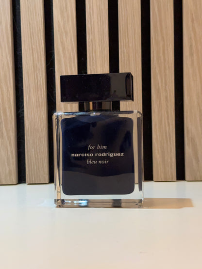 Narciso Rodriguez Bleu Noir Sample